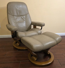 Ekornes Stressless Small Sand Leather "Consul" Swivel Recliner Ottoman