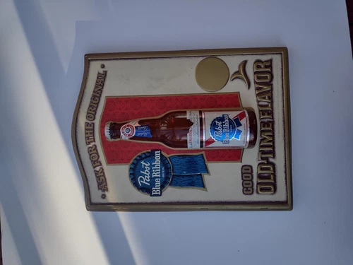 Vintage Pabst Blue Ribbon Plastic Beer Bottle Sign 3D Bottle PBR.. Look 👀