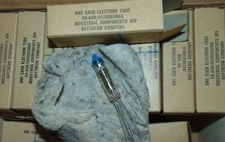 8 PACK NOS NIB RAYTHEON CK650 942868506A TUBES GOLD GRID  POWER TUBES Ck-650