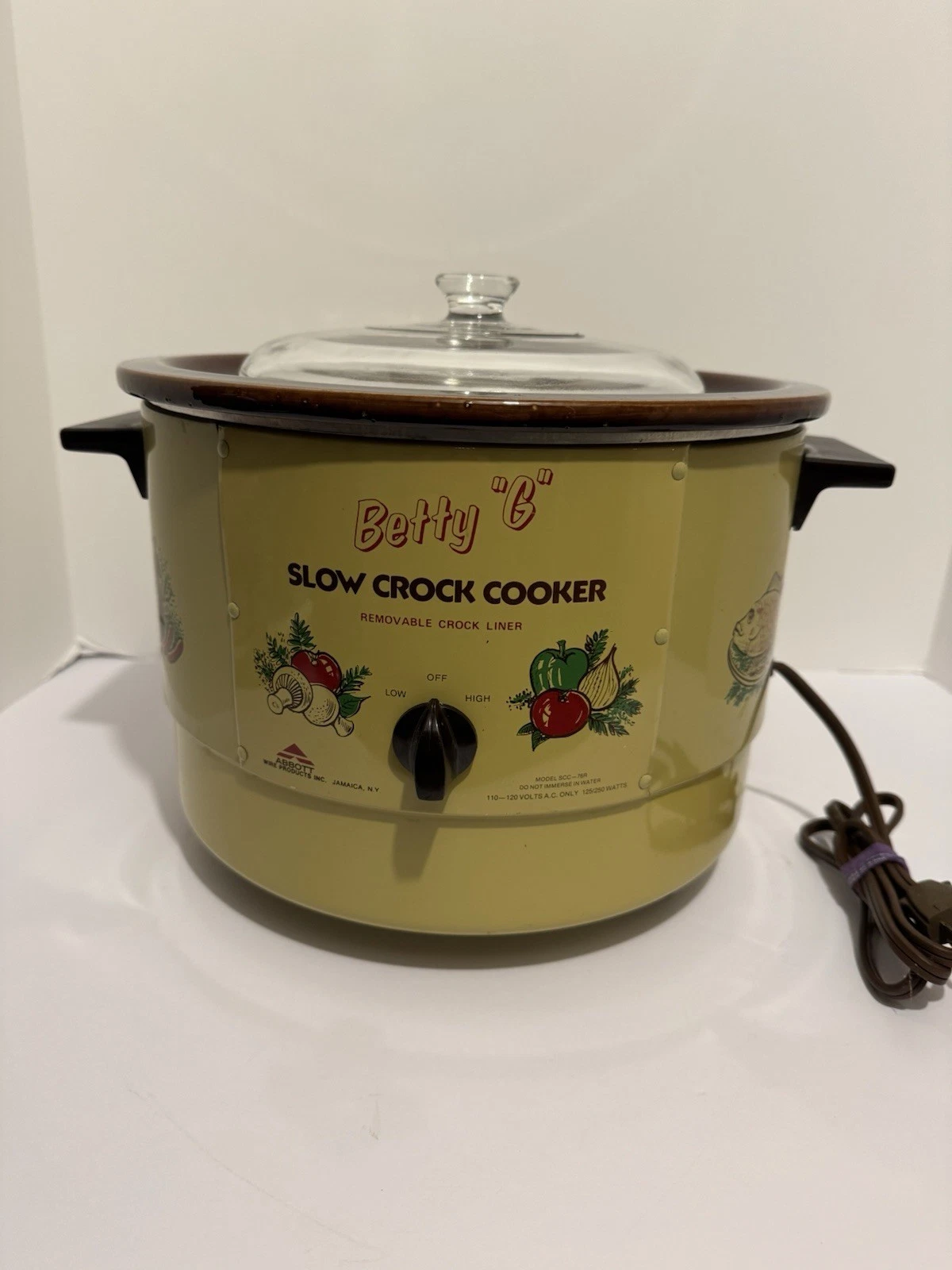 Vintage Betty G Slow Crock Cooker Pot 5QT Model SCC-76R Mustard Vegetables/Meat
Opens in a new windo
