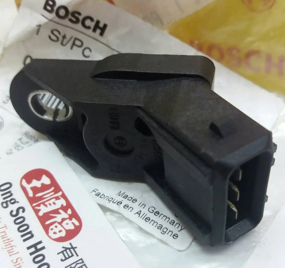 Volvo 850 S40 S70T V70 Pressure Sensor  intake manifold air Bosch 0261 230 018 - Image 3 of 4