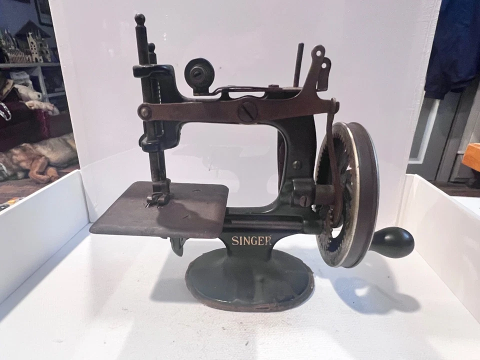 cantante modelo 20 vendedor muestra Foto 2 de 4