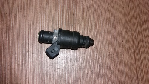 Audi A4, VW Passat 3B Einspritzdüse 078133551AC