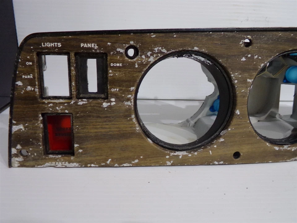 Dodge Charger Plymouth GTX 1970 bisel y carcasa de calibre de rally OEM Foto 2 de 4