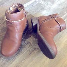 Oshkosh bgosh girls brown boho ankle boots size 8
