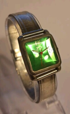Schöne Time Design Damen Quarzuhr