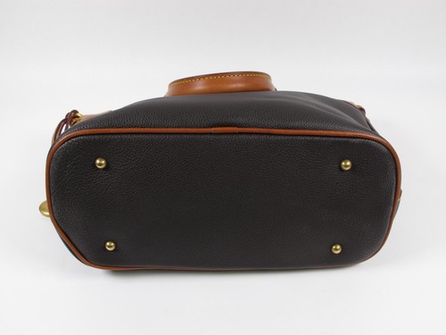 All Weather Leather 3.0 Domed Satchel 30 Black (04) - Picture 6 of 9