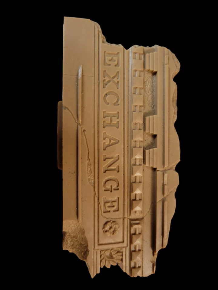 1973 Addar Aurora Model Kit Parts Planet of the Apes CORNELIUS base - Image 4 of 4