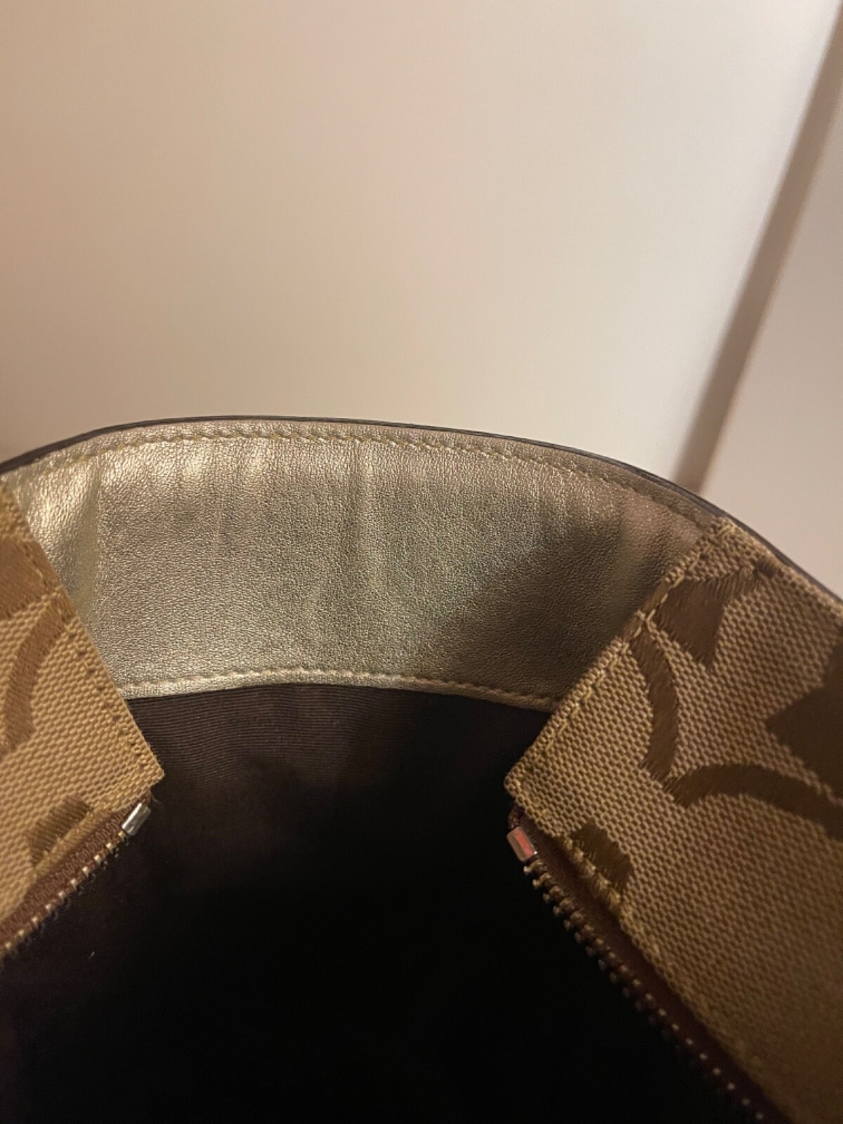 Coach handle/tote Handbag tan coach signature pat… - image 17