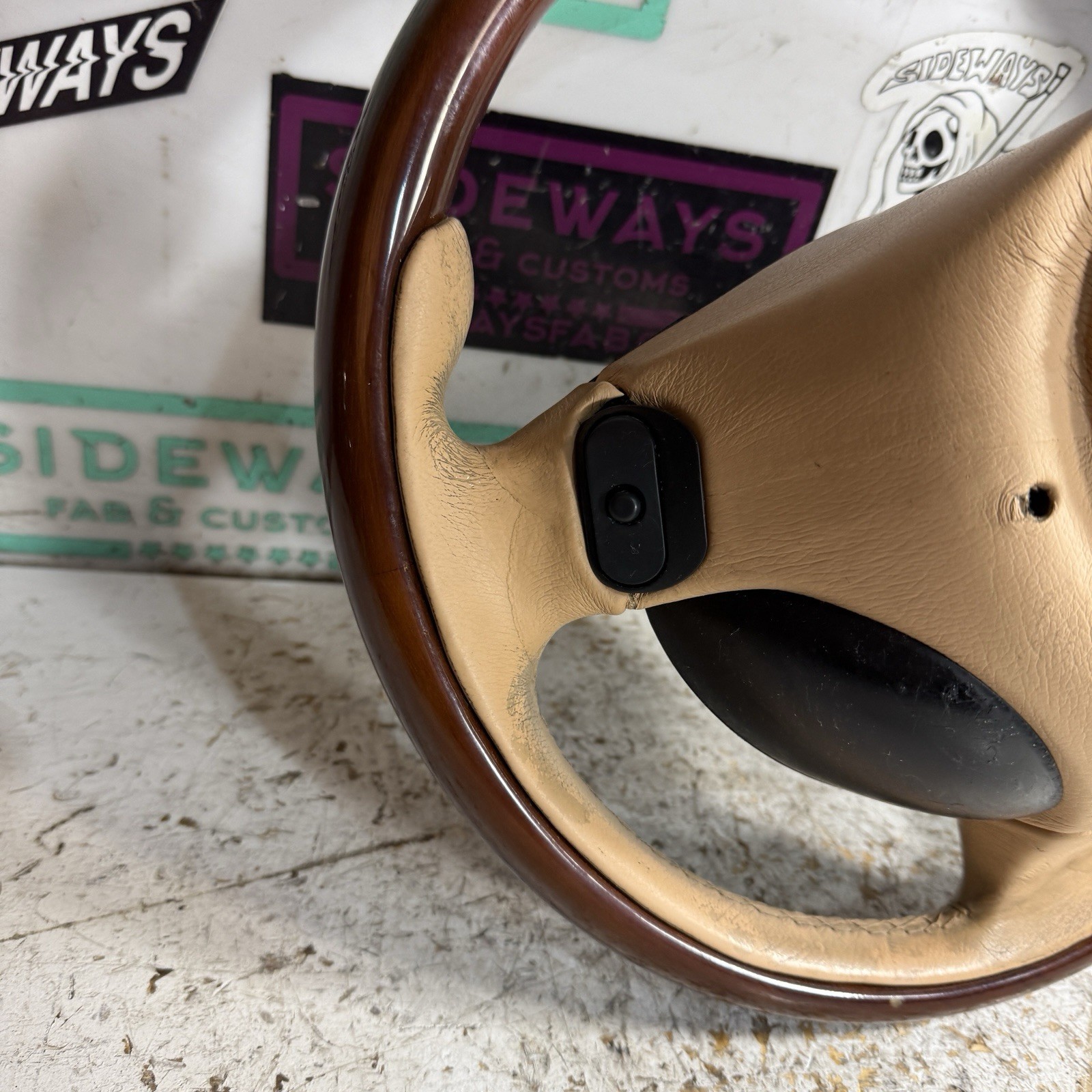 03-08 Maserati Quattroporte Tan Wood Steering Wheel Leather M139