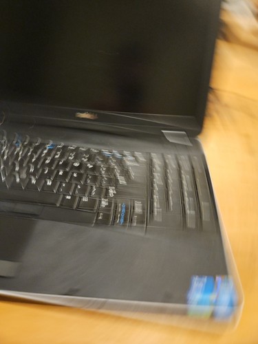 Dell Latitude E6540 Laptop | Defective Battery & HDD | For Parts or Repair - Afbeelding 4 van 8