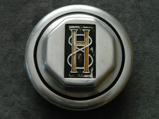 1920s Era Hupmobile Threaded Center Grease Hub Cap