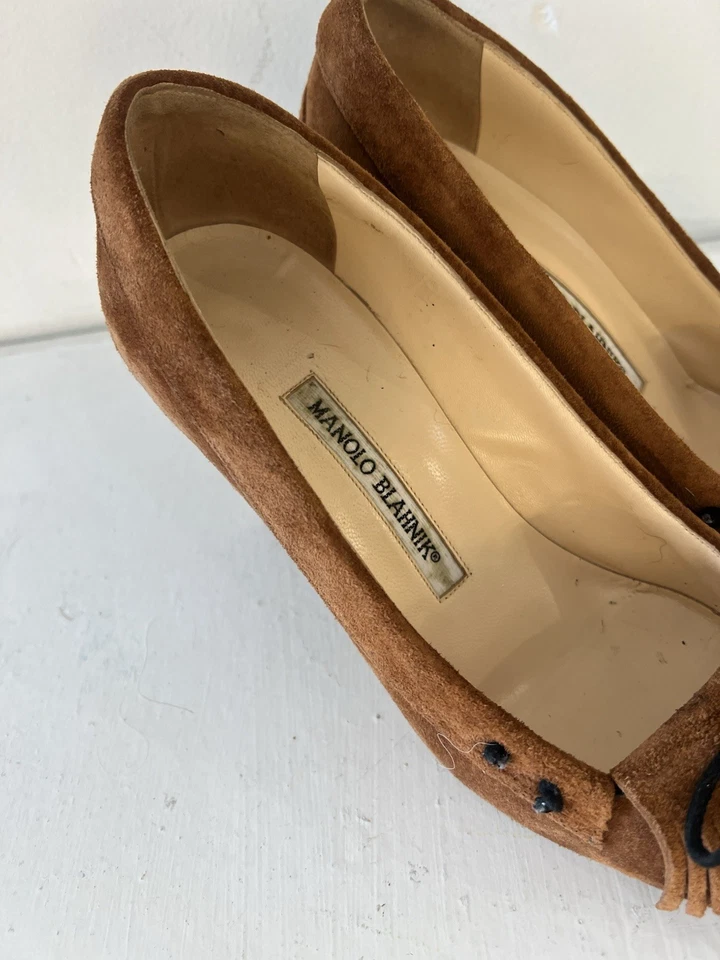 90s Vintage Manolo Blahnik Women's Heel Size 37 Brown Suede Pointed Toe - Image 4 of 4