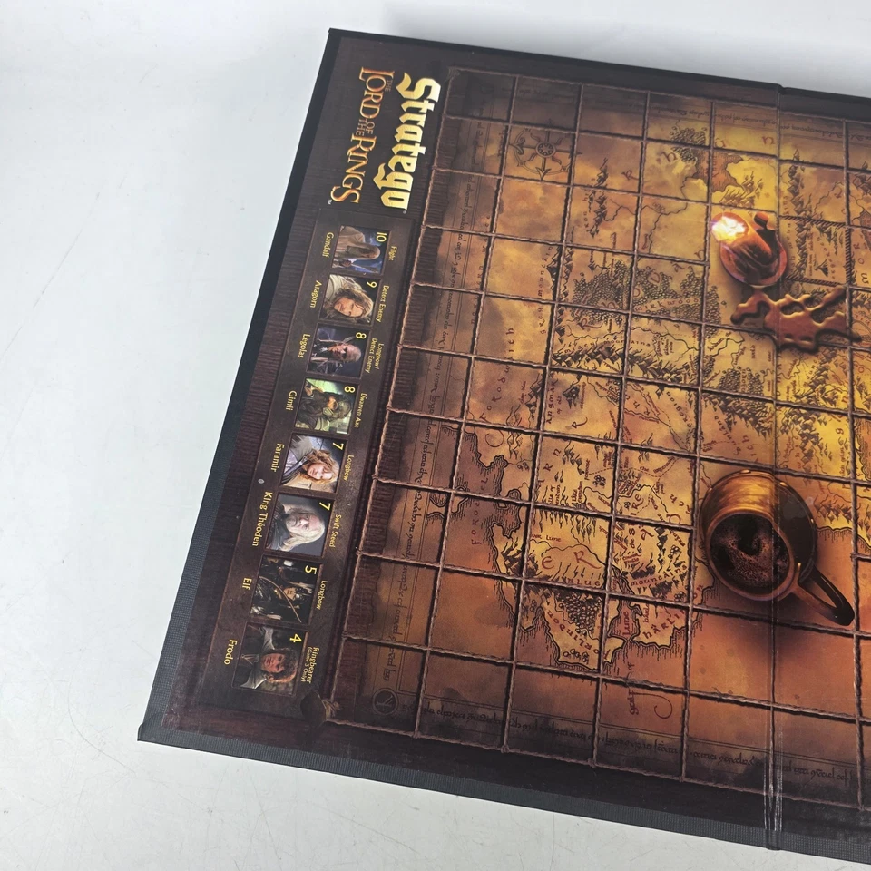Stratego The Lord of the Rings Trilogy Edition (2004) EUC - No Instructions  - Image 3 of 4