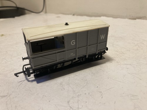 Tri-ang Hornby Spurweite OO R.124 GWR 20T gebremster Van Nr.57740 in grau gut ohne Verpackung. | Zustand: Used