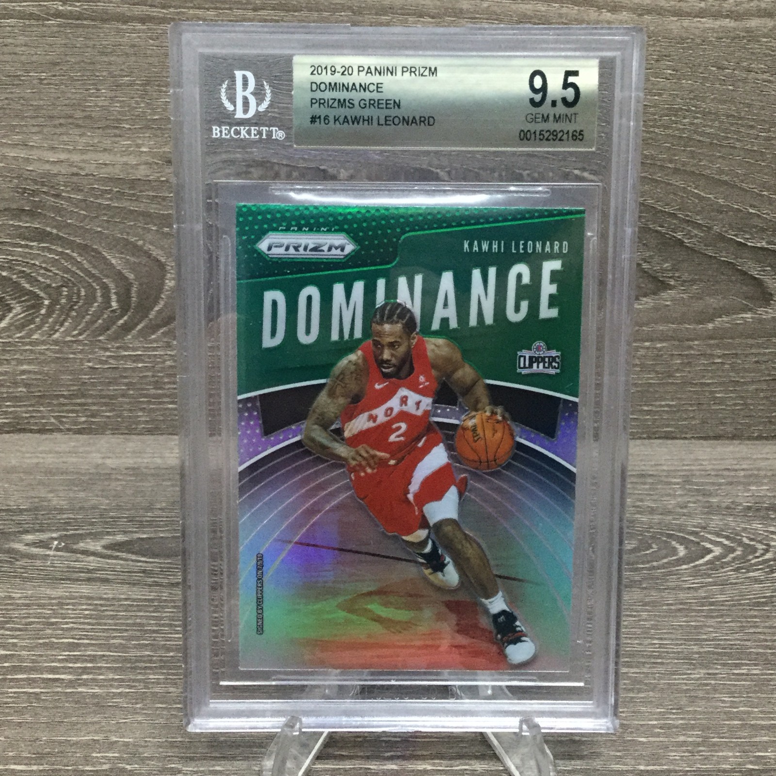2019-20 Panini Prizm Kawhi Leonard Dominance Green Prizm #16 Beckett 9.5 GEM MT