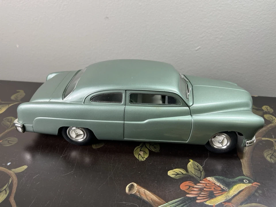 De colección Ertl American Muscle 1951 Mercurio picado escala 1/18 fundido a presión verde menta Foto 3 de 4