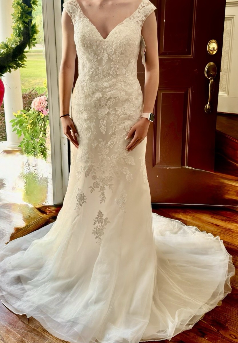 oleg cassini lace trumpet wedding dress Oleg Cassini, CWG747 New Wedding Dress Save 79%
