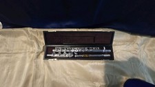 YAMAHA YFL-472 SOLID SILVER OPEN HOLE FLUTE SPLIT E OFFSET G GOLD LIP B FOOT