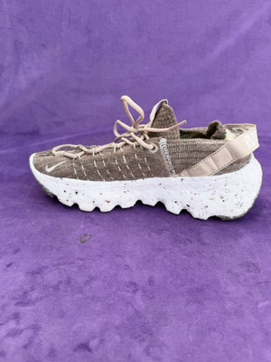 Nike Space Hippie 04 Women's Size 5 US CD3476-200 Sand Coconut