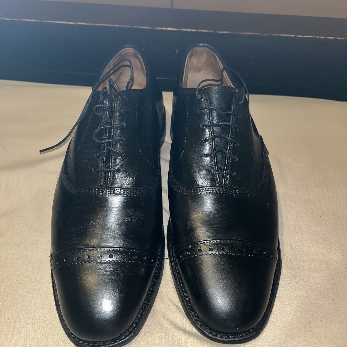 Allen Edmonds Byron Oxford Cap Toe Black Mens Dress Shoes  display picture 1