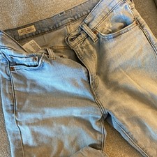 Levi's 510 Jeans Mens 28x30 Distressed / Skinny Straight Leg