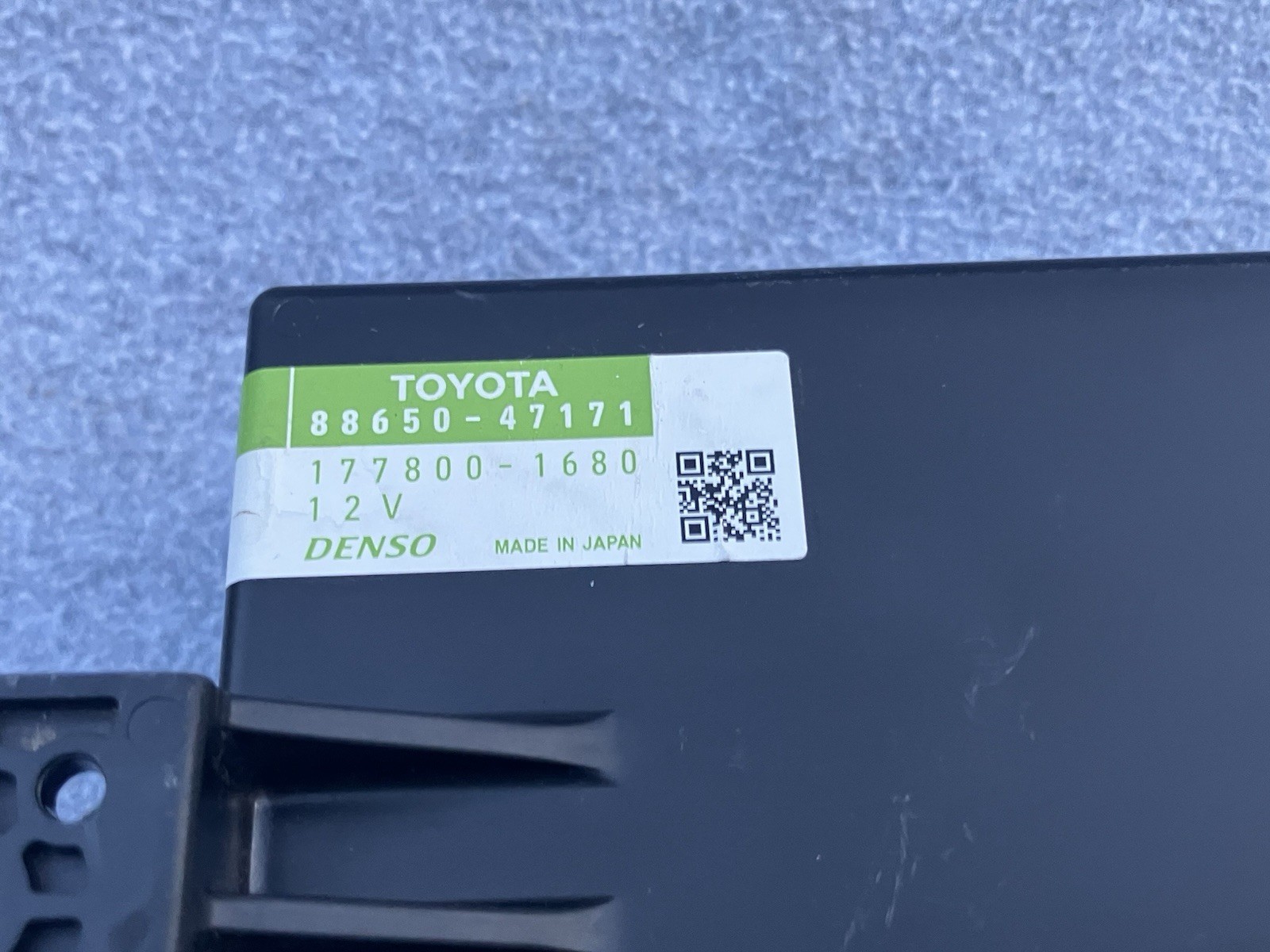 2012 12 Toyota Prius AC Conditioner Amplifier Module 88650-47171