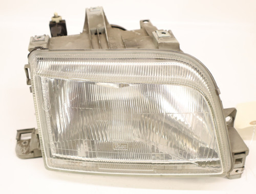 Phare droit occasion RENAULT CLIO I Phase 2 - 1.9 D - Photo 1/4