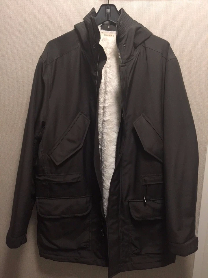 CHAQUETA CON CAPUCHA FORRADA DE PIEL SINTÉTICA MARRÓN TEÓRICA PARA HOMBRE XL Foto 3 de 4