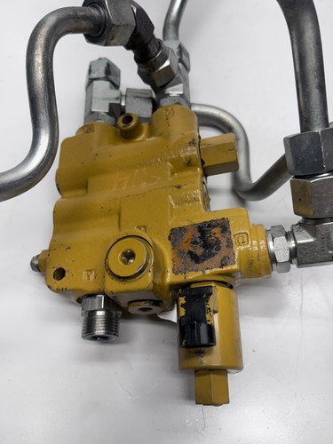 John Deere 324G Hydraulic Control Vave 39055-44c - Picture 6 of 8