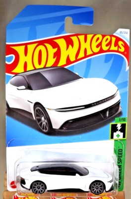 2024 Hot Wheels #85 HW Green Speed 7/10 DeLOREAN ALPHA5 White w/Gray 10 Spokes