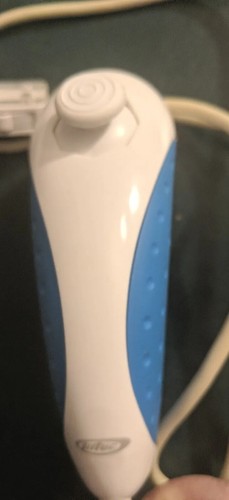 Intec Wired Nunchuck Controller For Nintendo Wii White & Blue - Picture 2 of 3