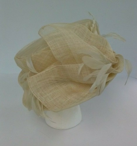 SPLENDIDO cappello estivo donna piccolo Dolcevita Italia panna paglia fatto a mano nuovo con etichetta - Foto 4 di 11