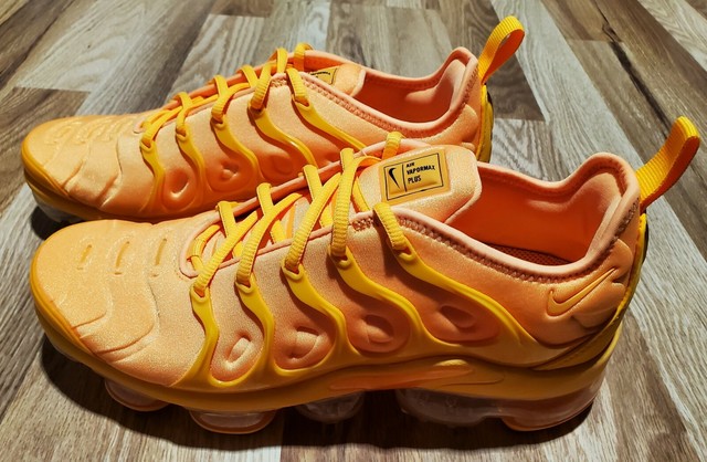 womens vapormax plus orange