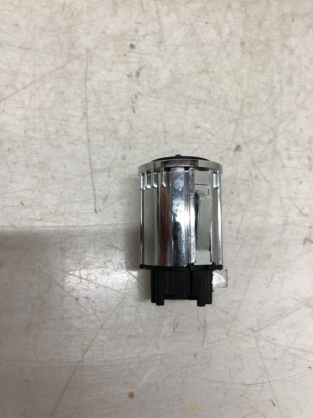 ASTON MARTIN RAPIDE TRANSMISSION REVERSE GEAR SWITCH BUTTON 6G33-7J175-BA OEM