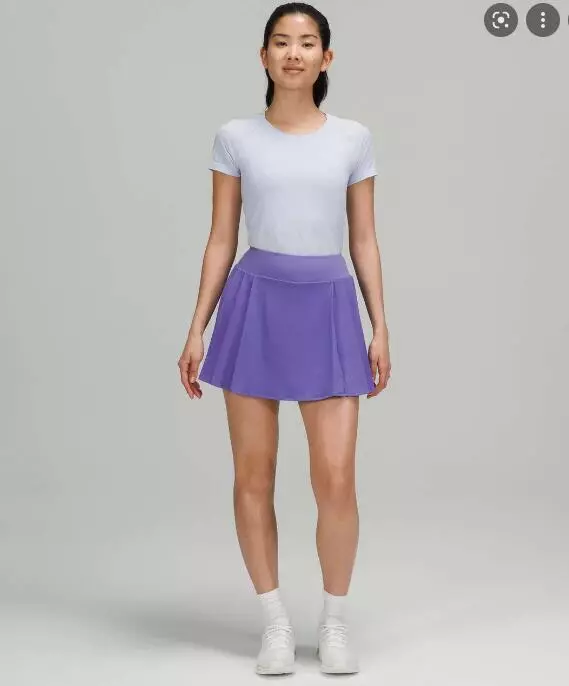 Lululemon tennis hotsell skirt size 4