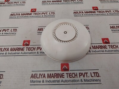 MIKROTIK RBCAPGI-5ACD2ND Cap AC Dual-Band Wireless Access Point