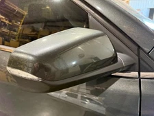 Used Right Door Mirror fits: 2019 Chevrolet Equinox w/blind spot alert opt DWK p