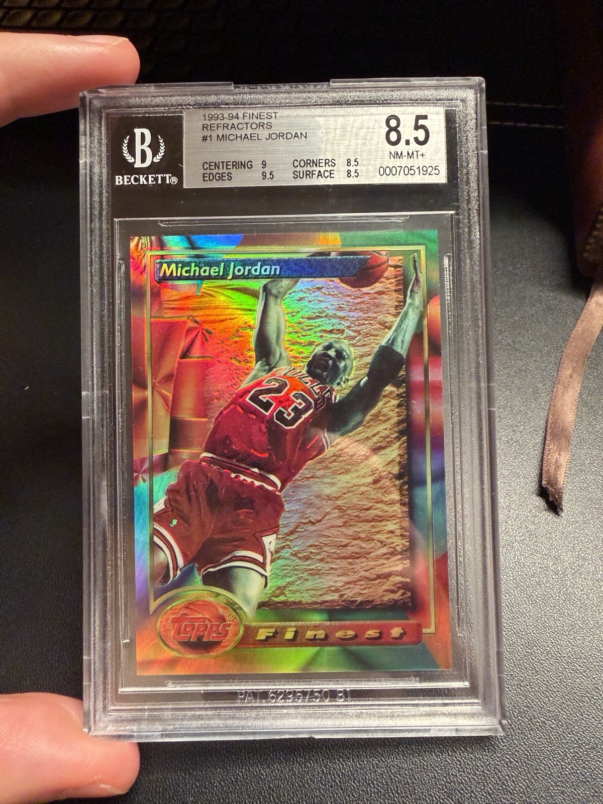 1993-94 Topps Finest Michael Jordan #1 Refractor BGS 8.5 - Strong Subgrades