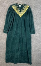 Vintage Vanity Fair Womens Nightgown Size Medium Green Floral Embroidered Long