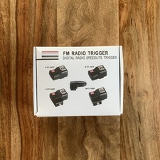 FM Radio Trigger Digital Radio Speedlite PT-16GY Neewer