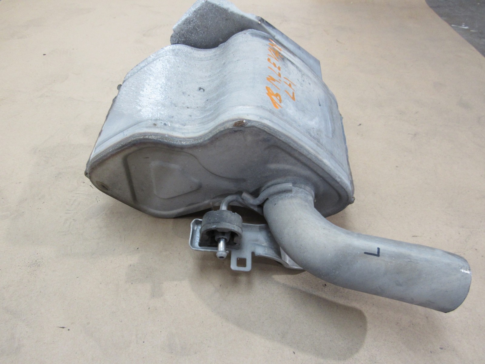 Maserati Levante 2018 3.0L Rear Left Driver Exhaust Muffler Pipe 16-24 ;#4