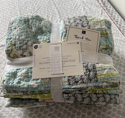 LUSH DECOR PATCHWORK FLORAL COUNTRY FARMHOUSE REVERSIBLE KING QUILT SET