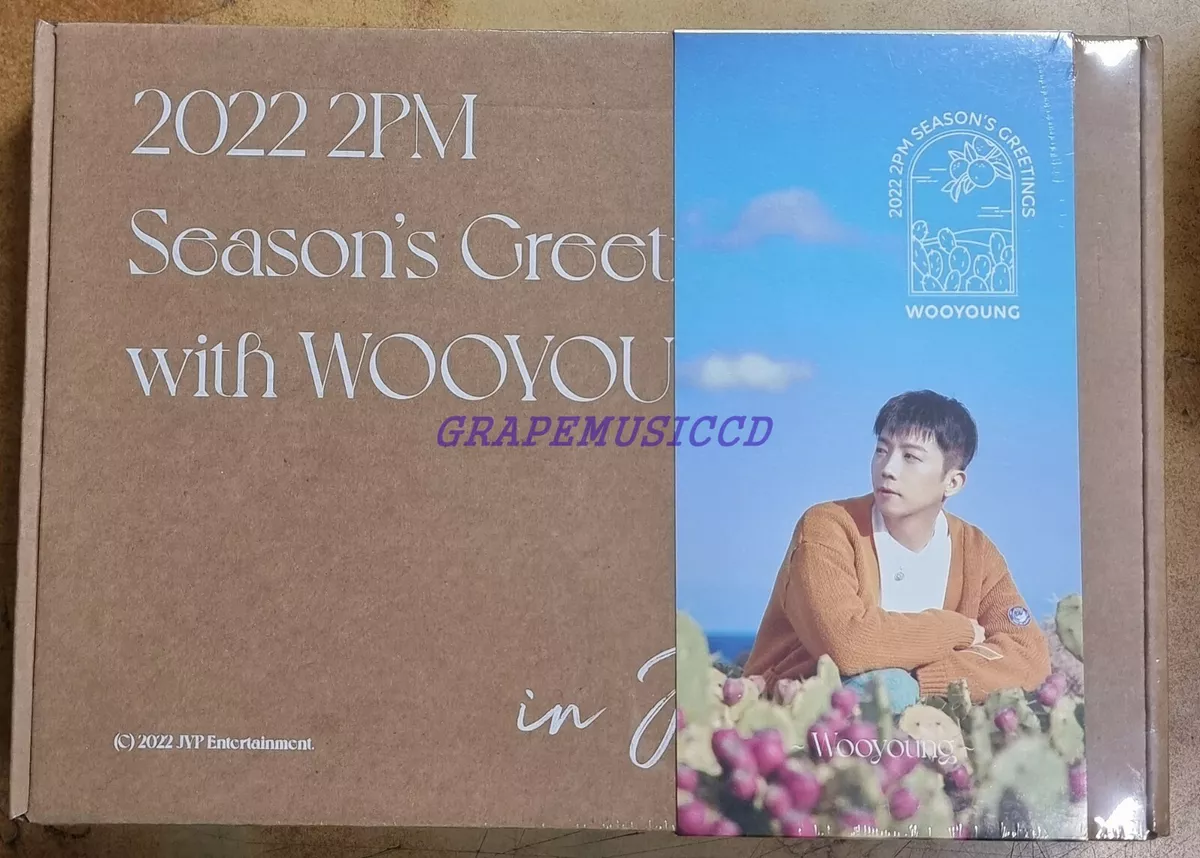 2PM WOOYOUNG 2022 SEASON'S GREETINGS BOX + PHOTOCARD SET + PRE-ORDER BENEFIT