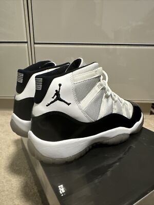 Air Jordan 11 ホワイト/ブラック $_57.JPG?set_id=8800005007