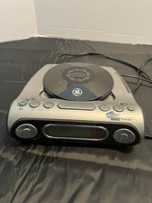 Vintage General Electric GE 7-4901A CD Player Clock AM/FM Radio Dual Alarm Clock