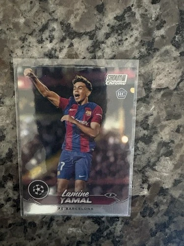 2023-24 Topps Stadium Club Chrome UCL - Lamine Yamal #27 (RC)