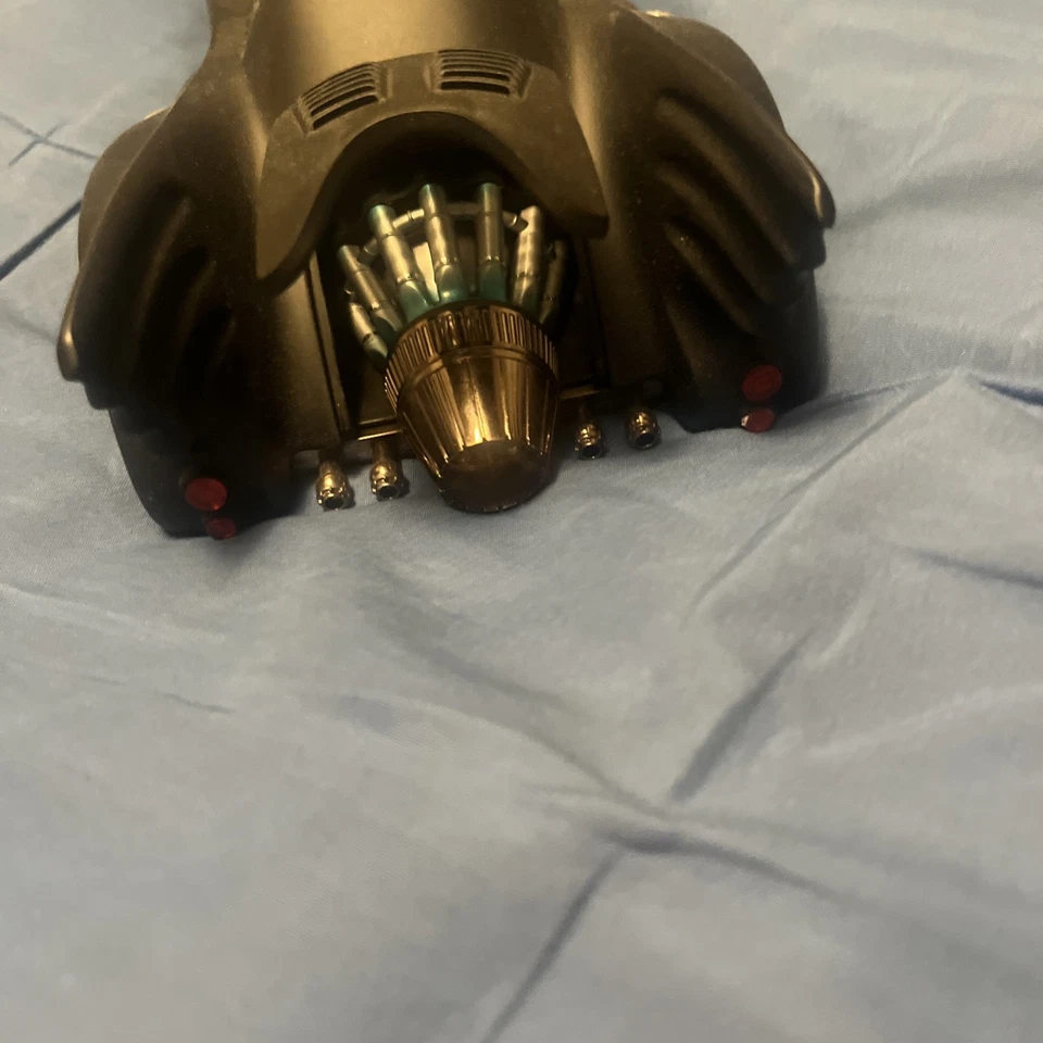 Hot Wheels Elite 1:18 Batman Returns Batmobile - Image 3 of 4