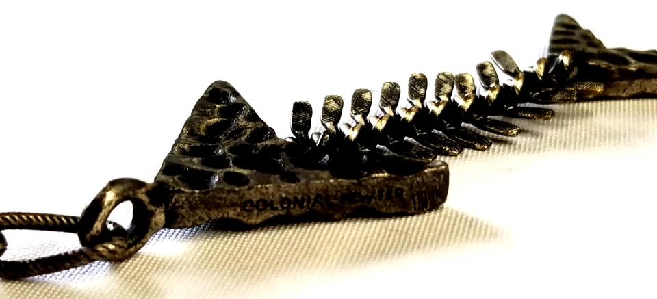 鱼骨 3 英寸吊坠链式项链良好殖民地锡罐蒸汽朋克哥特 — 第 4/4 张图片