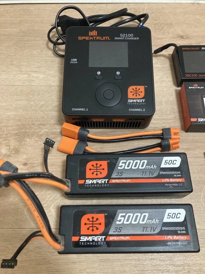 Losi Super Baja Rey 2.0 4WD BL Desert Trophy Truck 1:6 RTR Akku usw. MEGAPAKET! - Bild 4 von 4